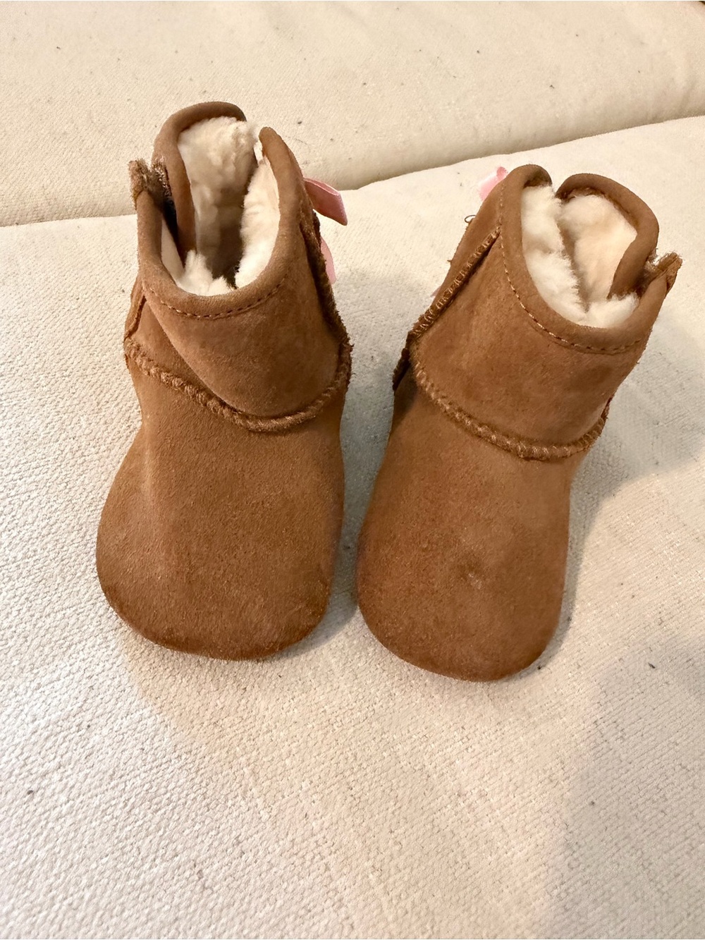 UGG Jesse Bow II Baby Boots Chestnut Pink Bow Size 2/3